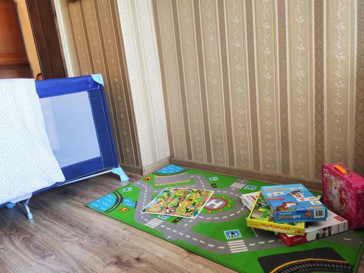 Centrum Apartament Sedziego Swidnica  Luaran gambar
